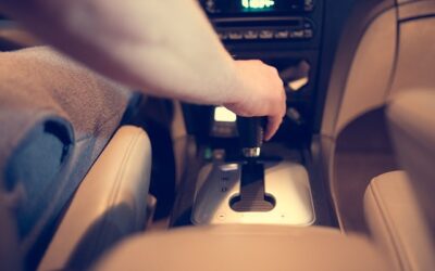 Czysty samochód – dlaczego warto powierzyć auto profesjonalistom?